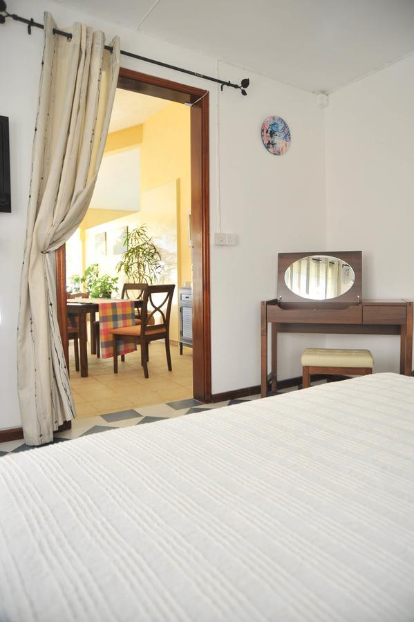 Koeuris Apartment ลากูแล็ตต์ ภายนอก รูปภาพ